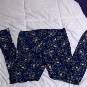 Lularoe Tall and curvy Minnie Mouse leggings